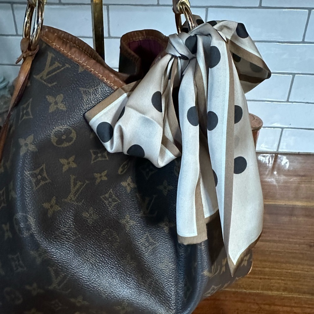 Beautiful scarf. Multi purpose. Make your own bag new again.